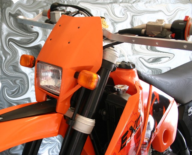 KTM 525 front view